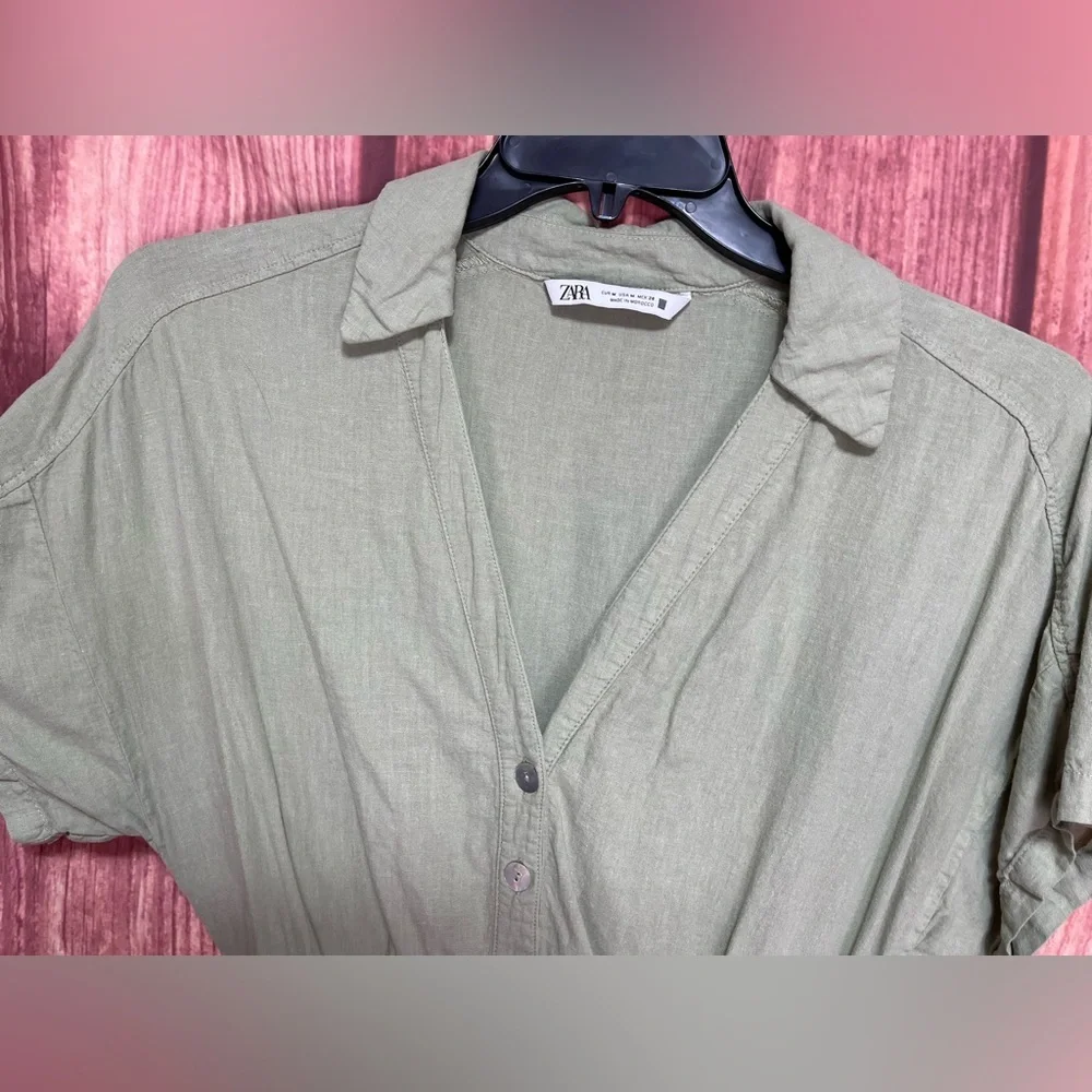 Zara sage green linen short sleeve V-neck elastic button front romper size M